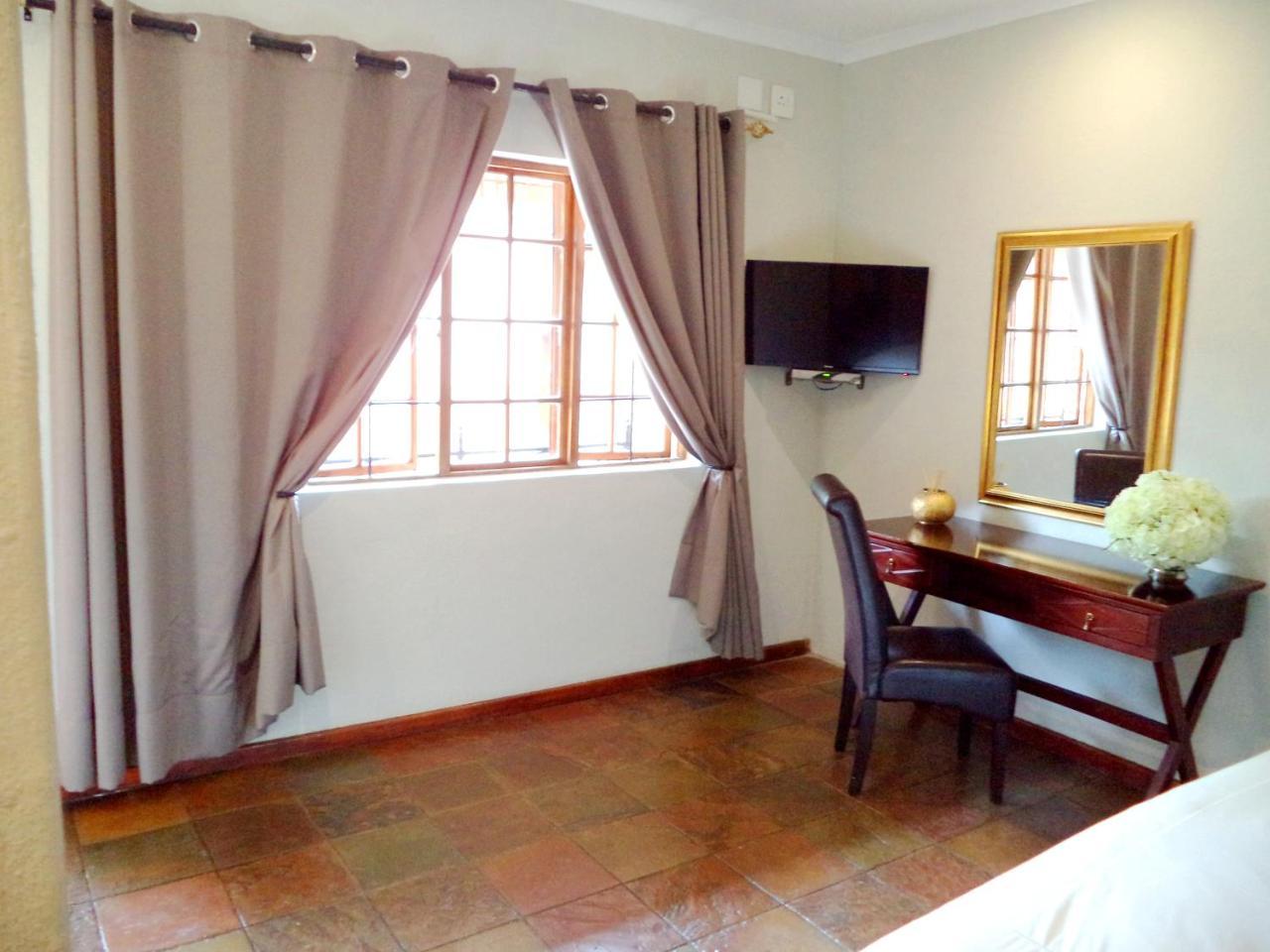 Belladona Guesthouse Mbombela Exterior photo