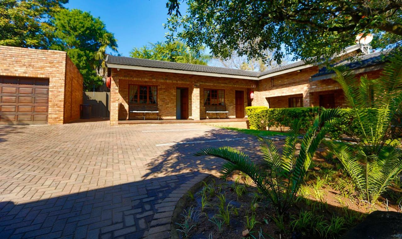 Belladona Guesthouse Mbombela Exterior photo